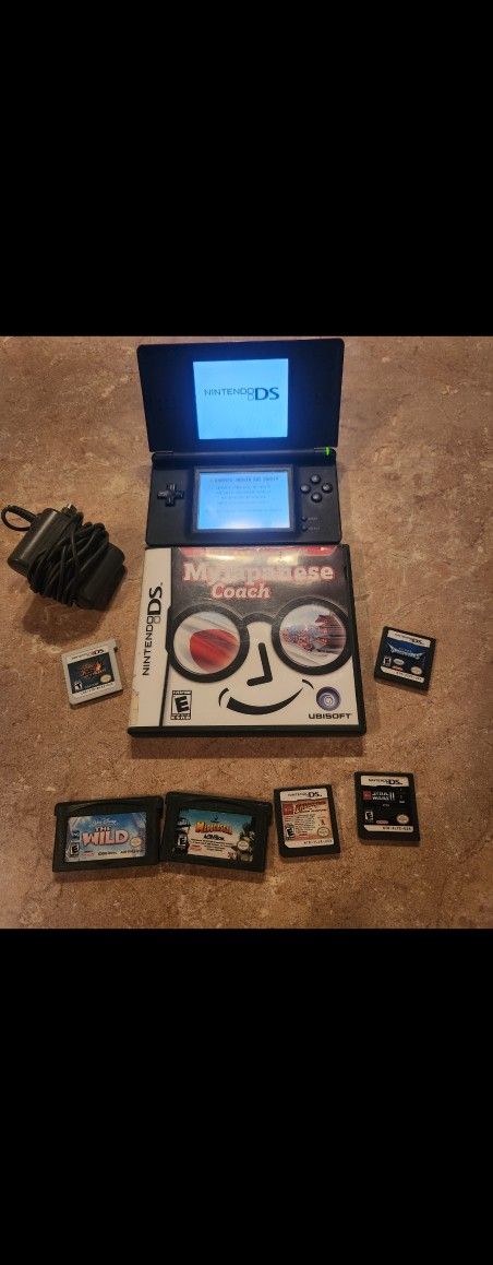 2 nintendo Ds Bundles 