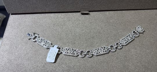 Gold diamond bracelet
