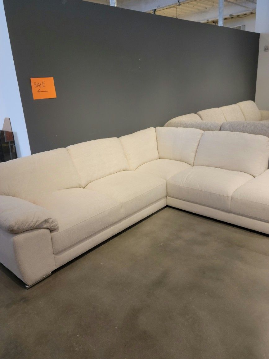 Chaise Sectional