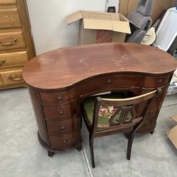 Mid Century Kidney Shaped Desk Includes Chair