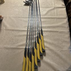 Ping Zing 2 White dots, 3-8, SW&PW