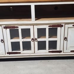 Wood Media Stand w/storage