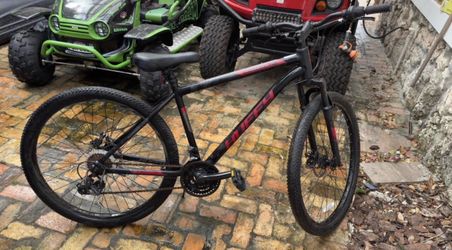 Huffy 27.5 Bike ok Condition