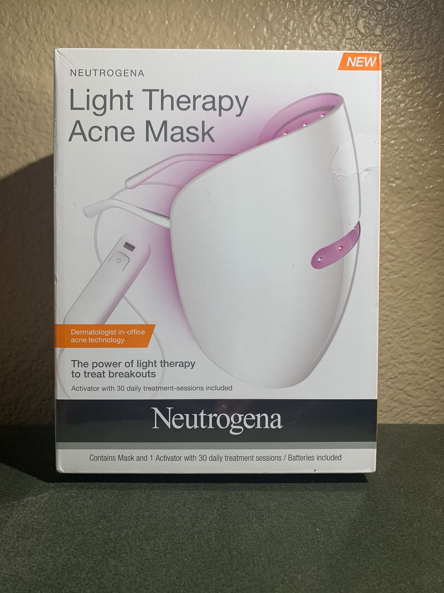 Neutrogena Light Therapy Acne Mask - NIB