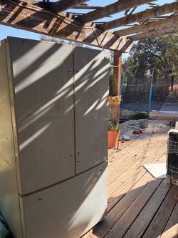FREE REFRIGERATOR
