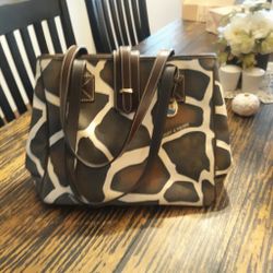 Dooney & Bourke Tote