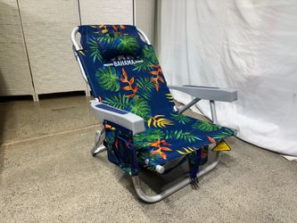 NEW! TOMMY BAHAMAS Backpack Beach Chair – Tropical Foliage