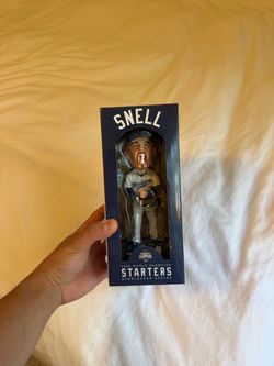 Blake Snell bobble head