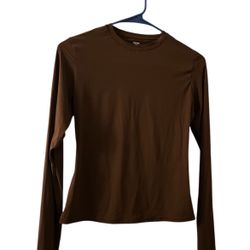 SKIMS Long Sleeve T-shirt Medium 