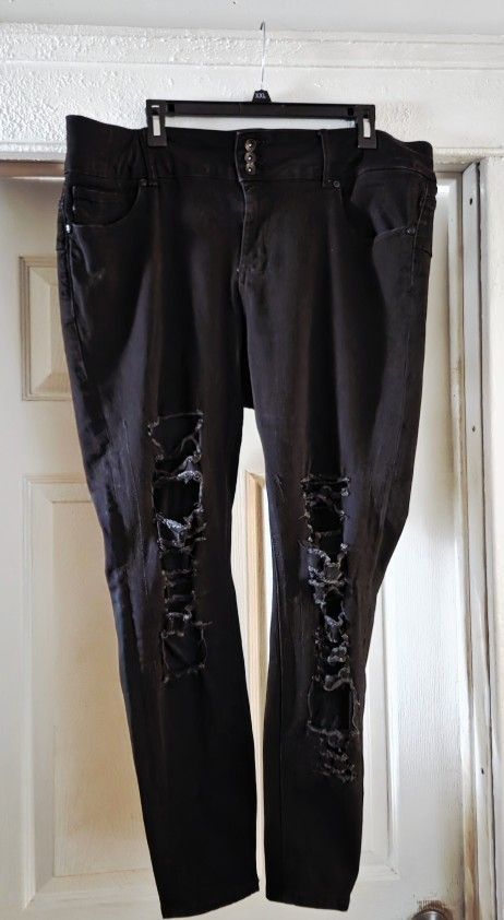 Hot Topic Black Fishnet Super Skinny Jeans Size 20