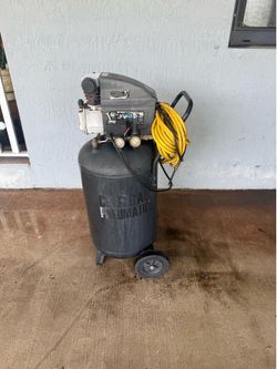 Air compressor 2.5hp 21gl 125psi