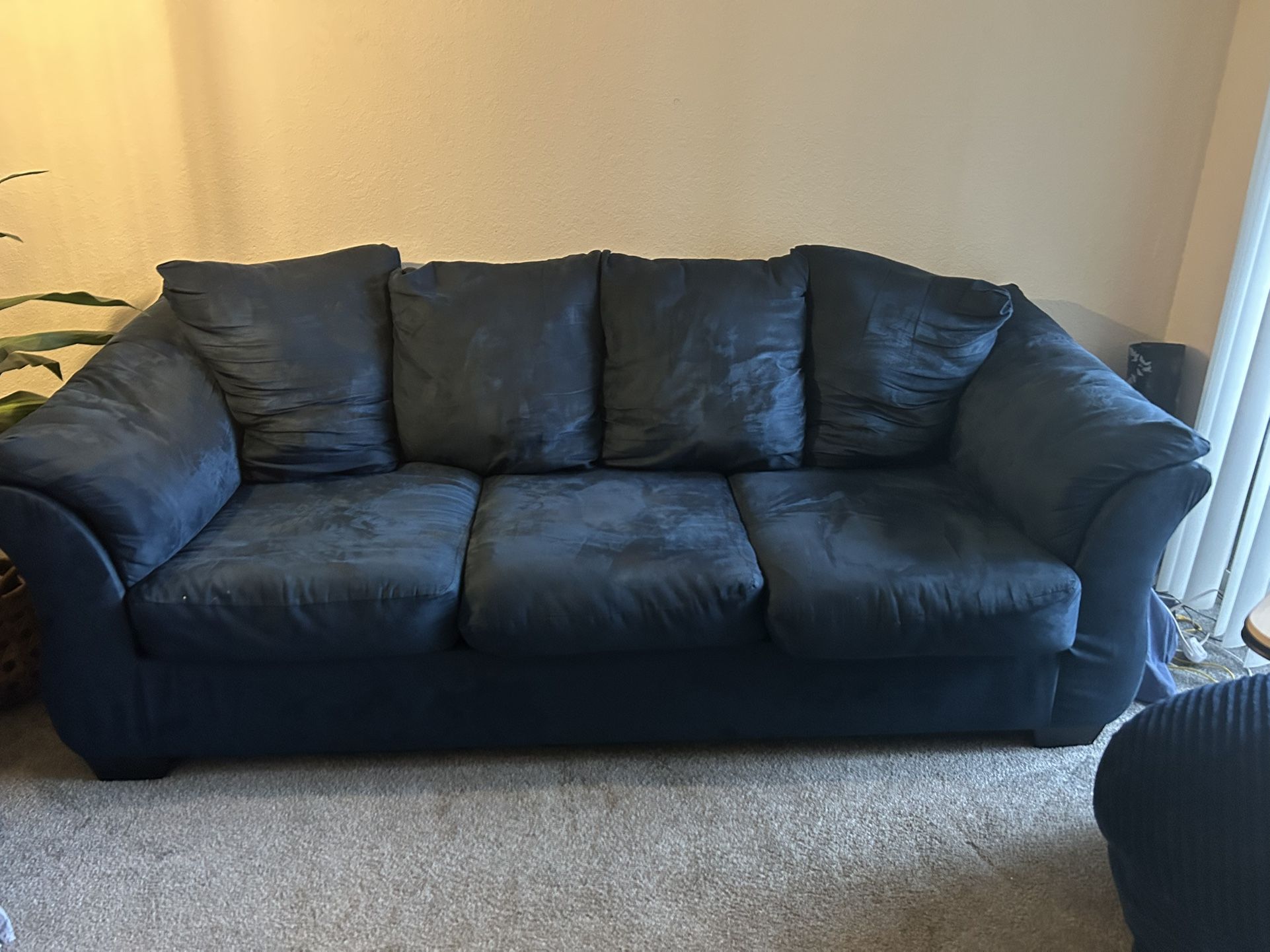Ashley Furniture Darcy Sofa