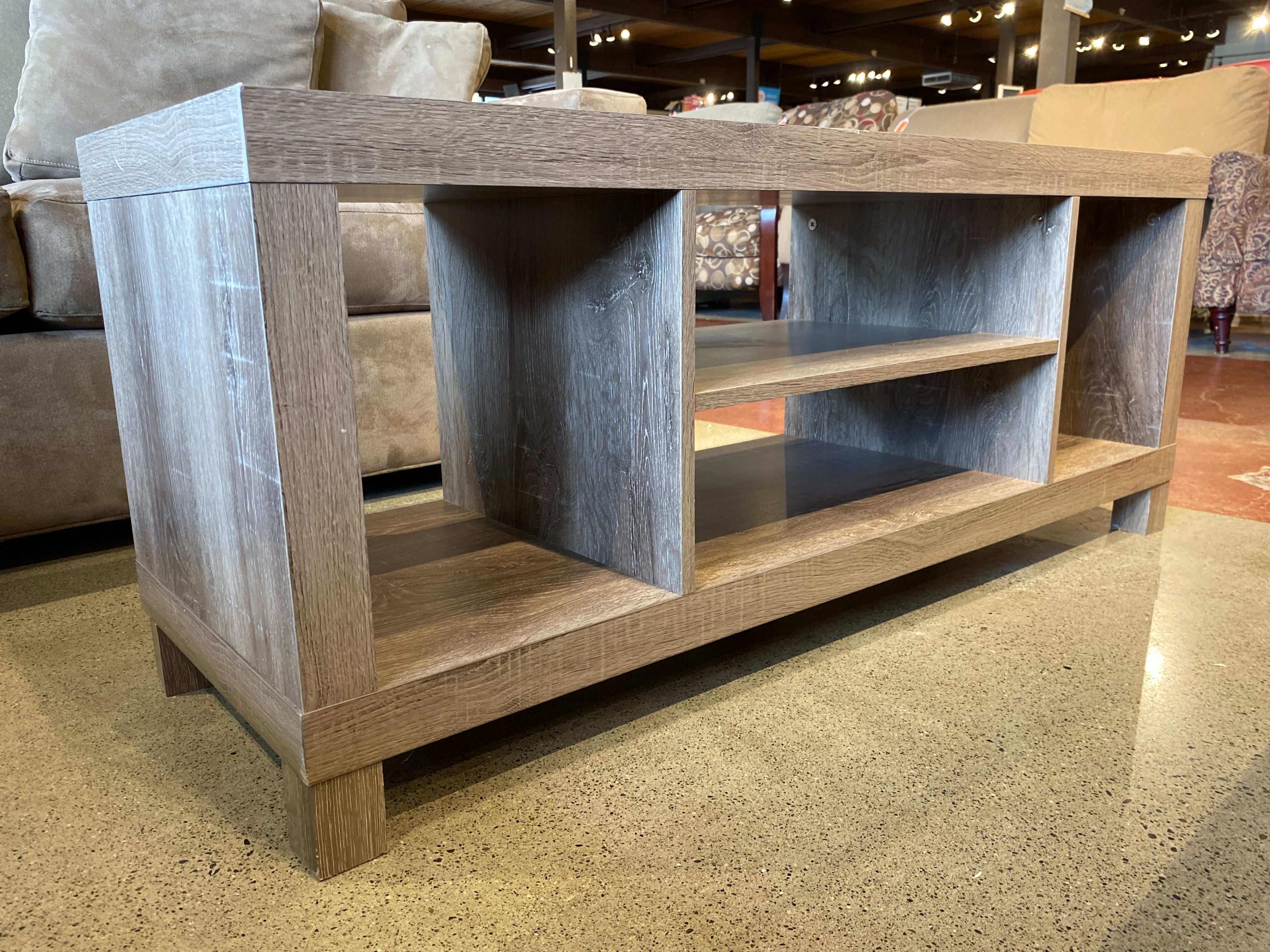 Minimal Rustic Either-Side TV Table