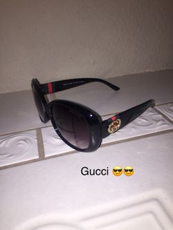 Gucci Gucci 🕶🕶