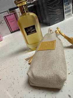 Mousuf Dahabi Eau de Parfum with Pouch