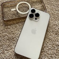 iPhone 15 Pro Max Unlocked 