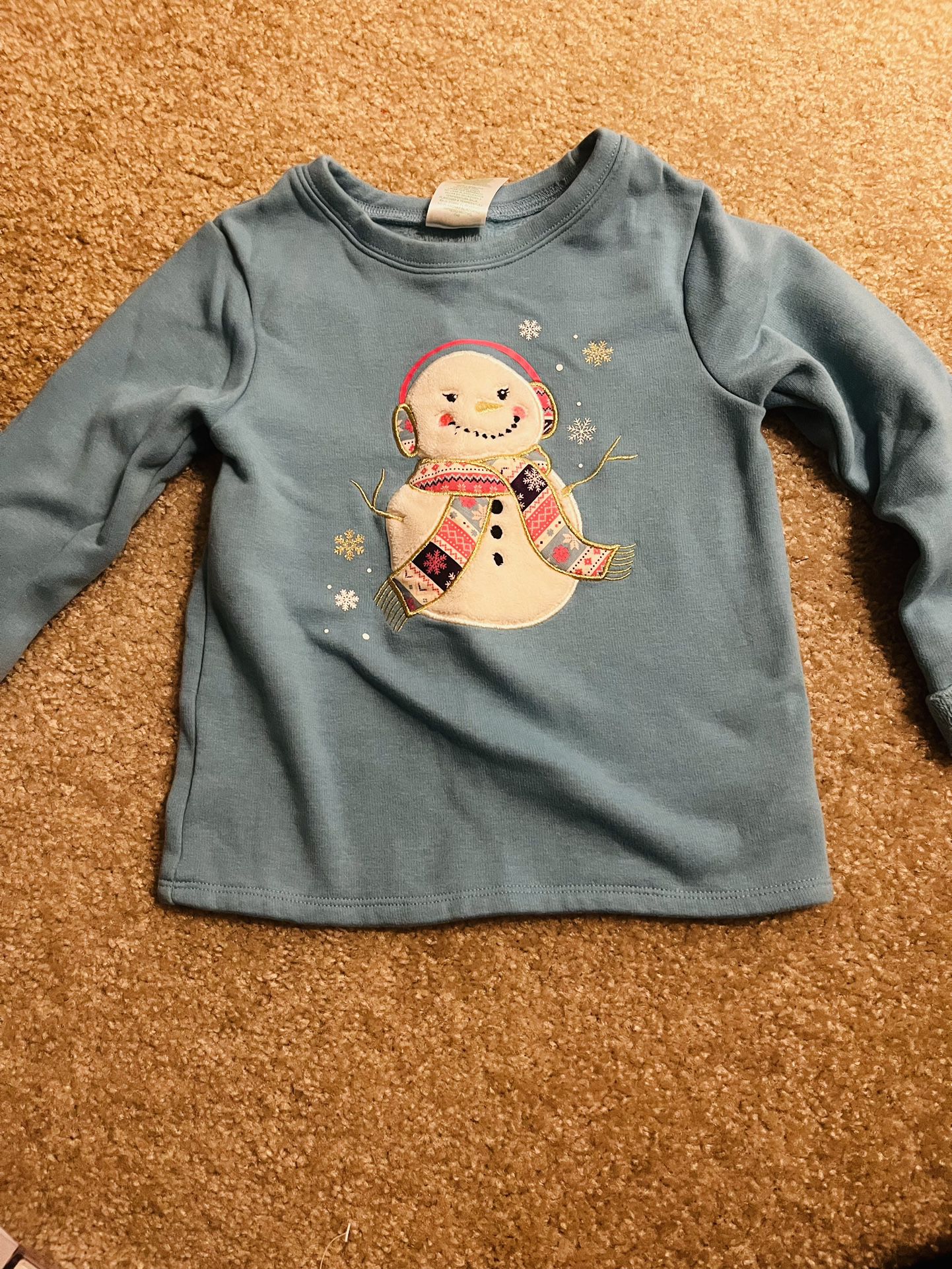 Xmas Girl Sweater Size 5 7$