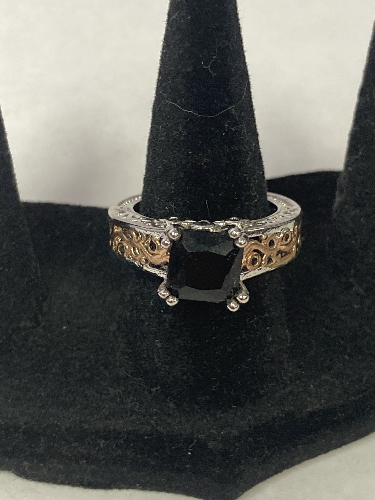 Black Stone Ring, Size 7