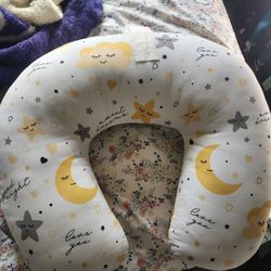 Nursit Pillow