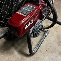 Titán 440 Impact Airless Paint Sprayer