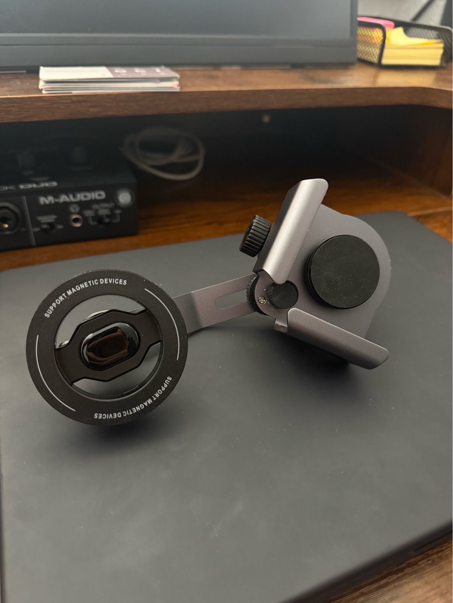 Phone holder Tesla