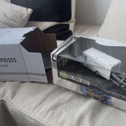 Hot Wheels Back To The Future 40th Anniversary Set 