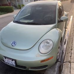 2010 Volkswagen Beetle 