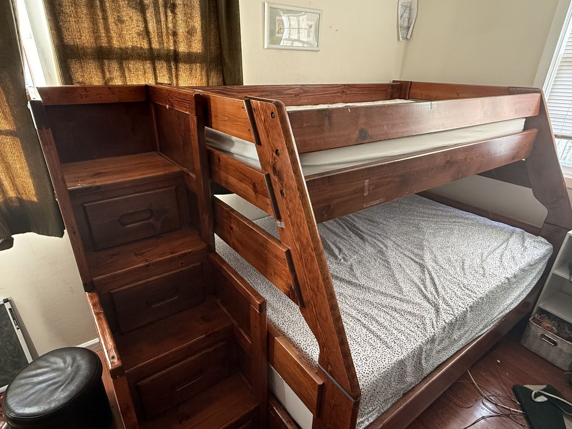 Bunk Bed Single Over Full. Free