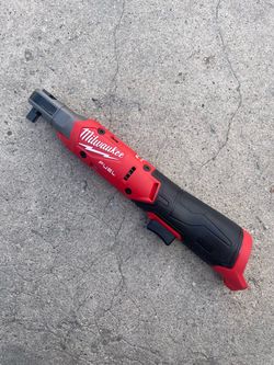 * New Model * Milwaukee M12 FUEL 12V Lithium-Ion Compact 3/8 in. Cordless Ratchet (Tool-Only) $159