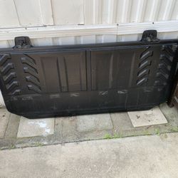 Center Divider For Chevy Avalanche 