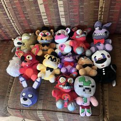 FNAF Plushies 