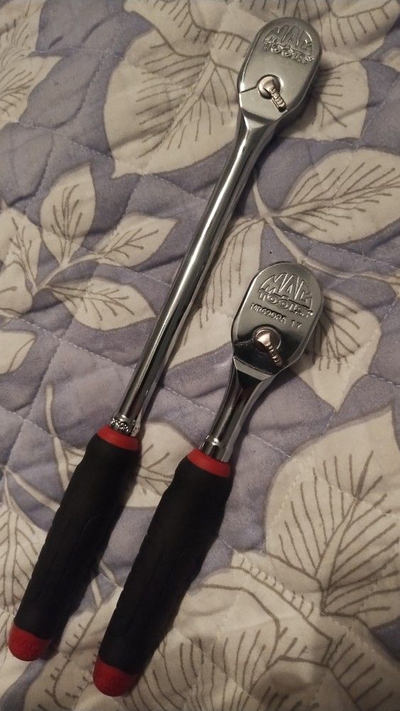 New 2pc Mac Tools 1/4 Ratchet Set