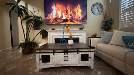 Rustic Farmhouse Coffee Table with Storage Pueblo collection