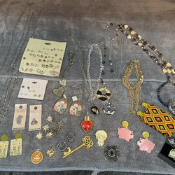 Jewelry Necklace Earrings Rings Lot