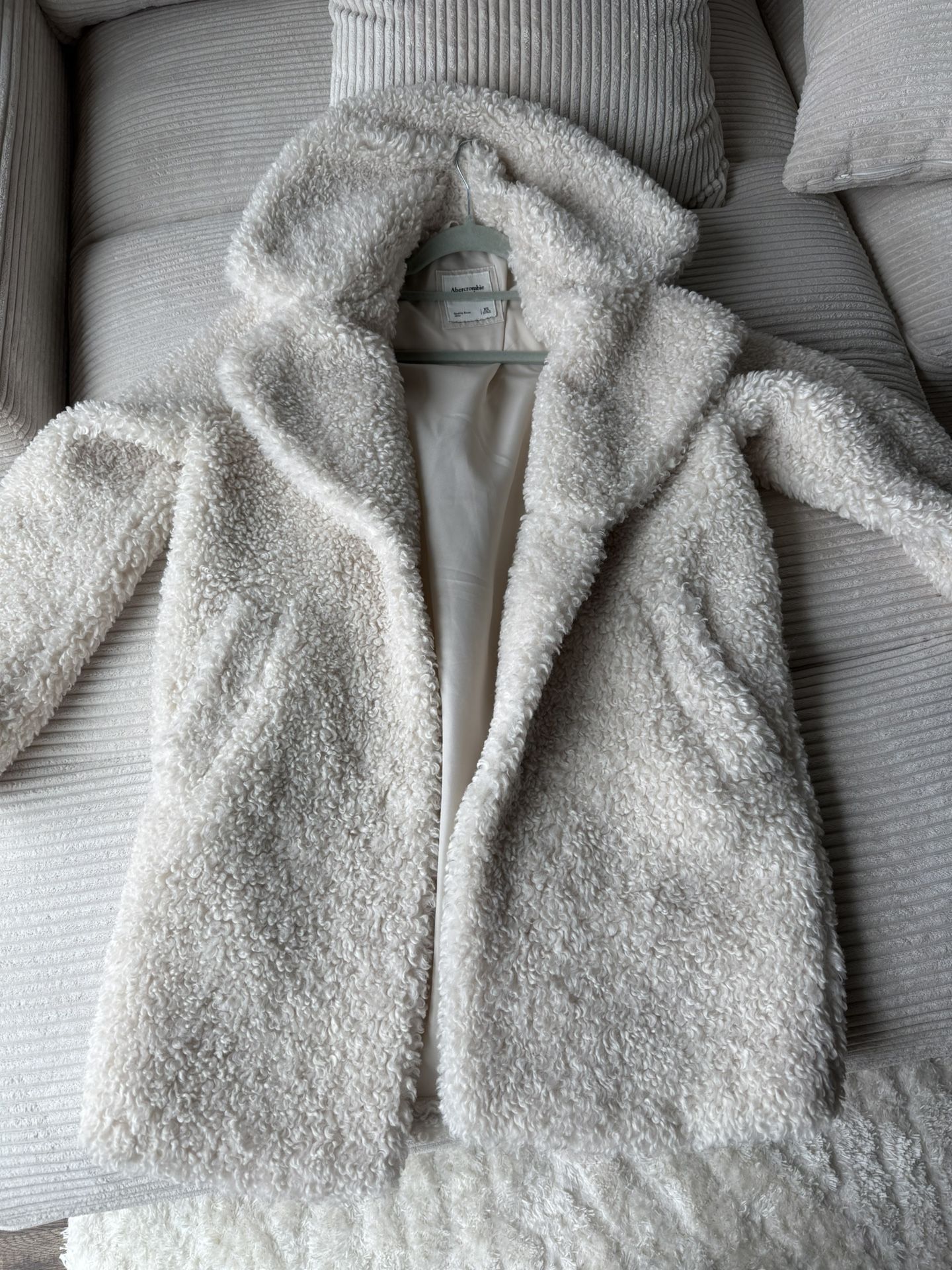 Abercrombie & Fitch Long Ivory Coat XS