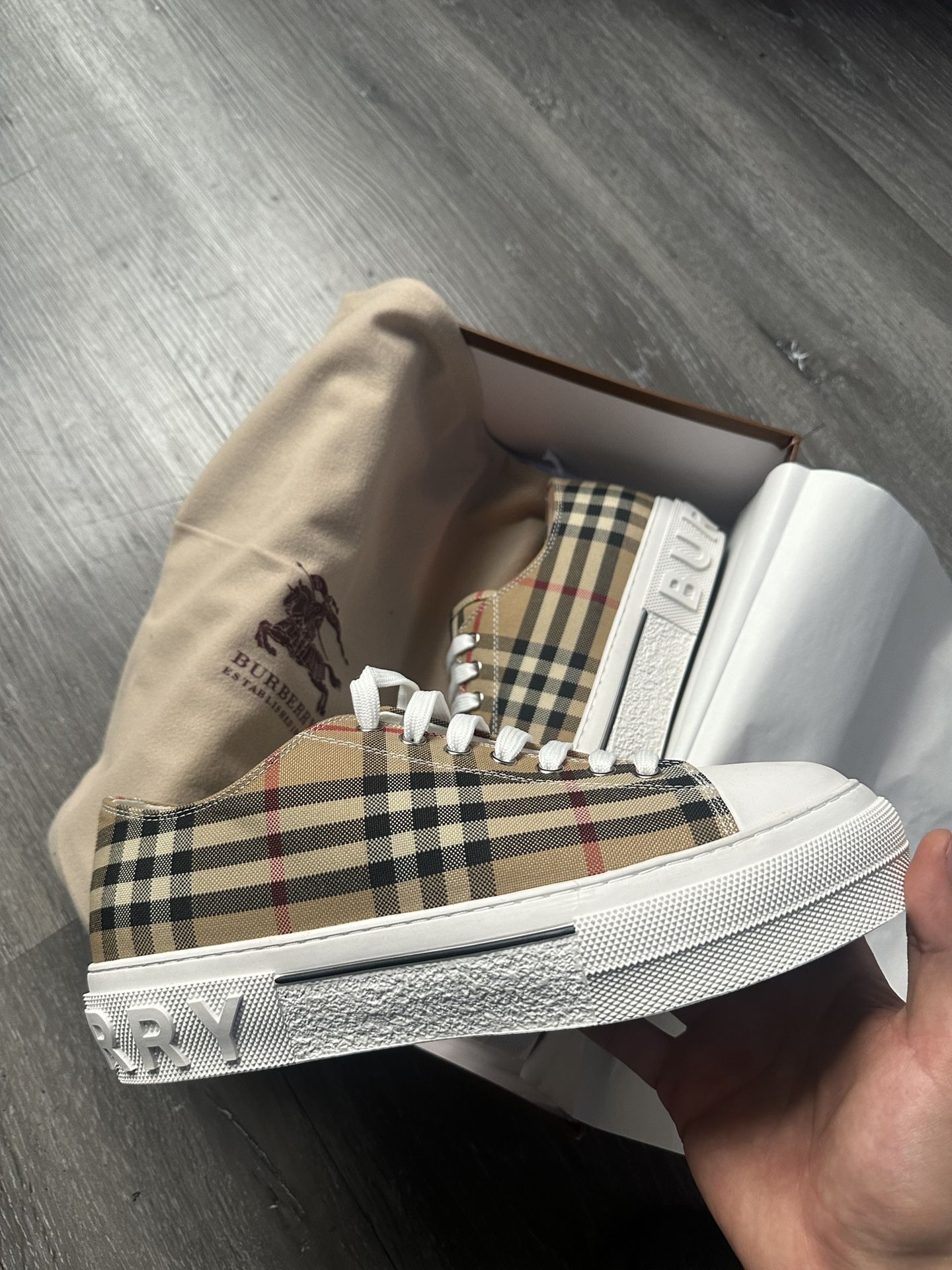 Burberry Shoes