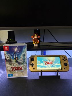 Nintendo Switch Lite Hyrule Edition
