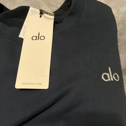 Alo long sleeve size large
