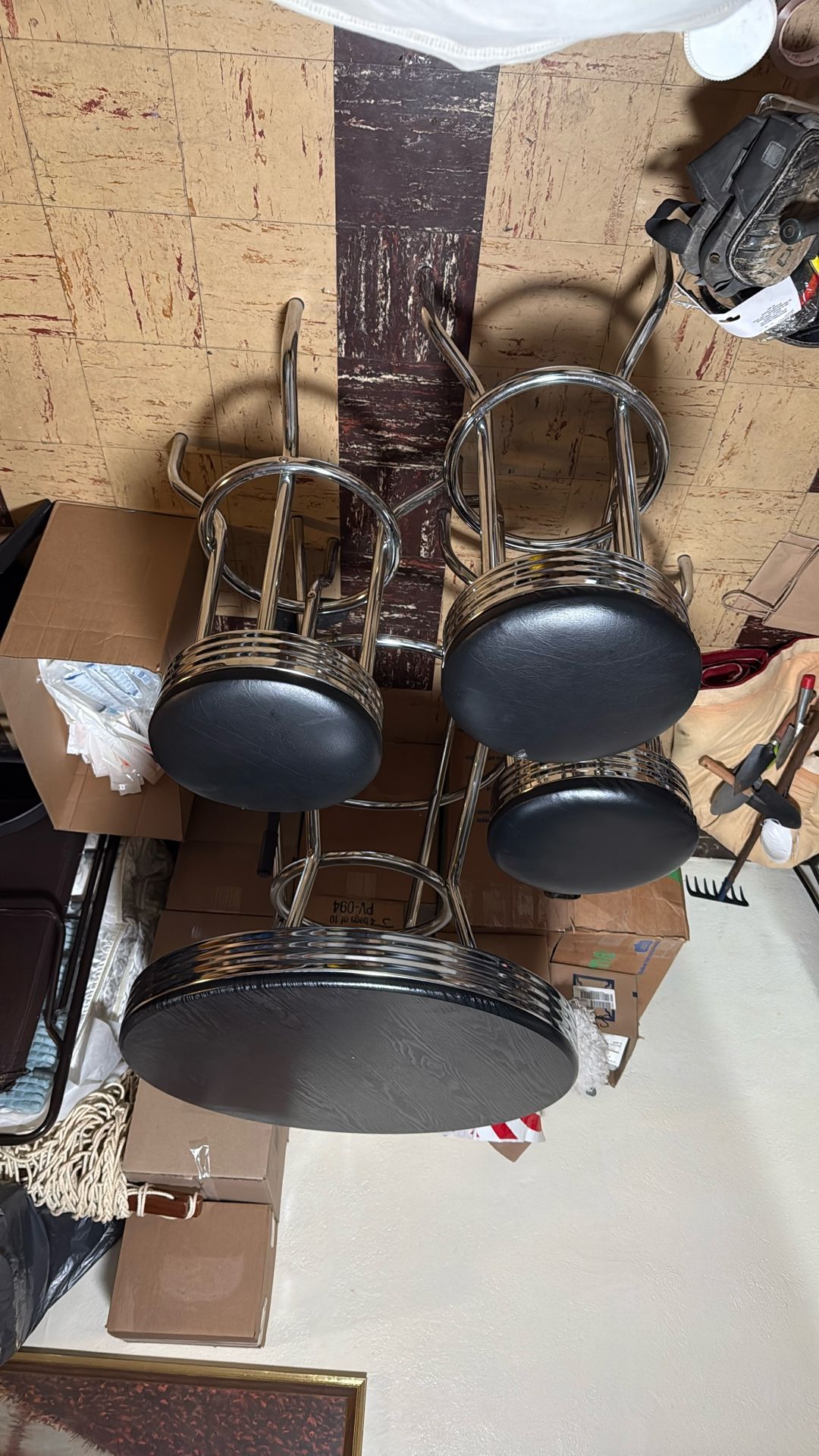 High top chair and table