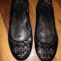 BLACK FLATS BY TORY BURCH 