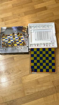 Shot Glasses Checkers Set (Party/Drinking Game)