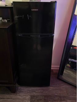 Bangson 3.2 Cu. Ft. Mini Fridge with Freezer
