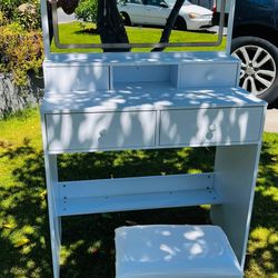 Makeup Vanity Desk 