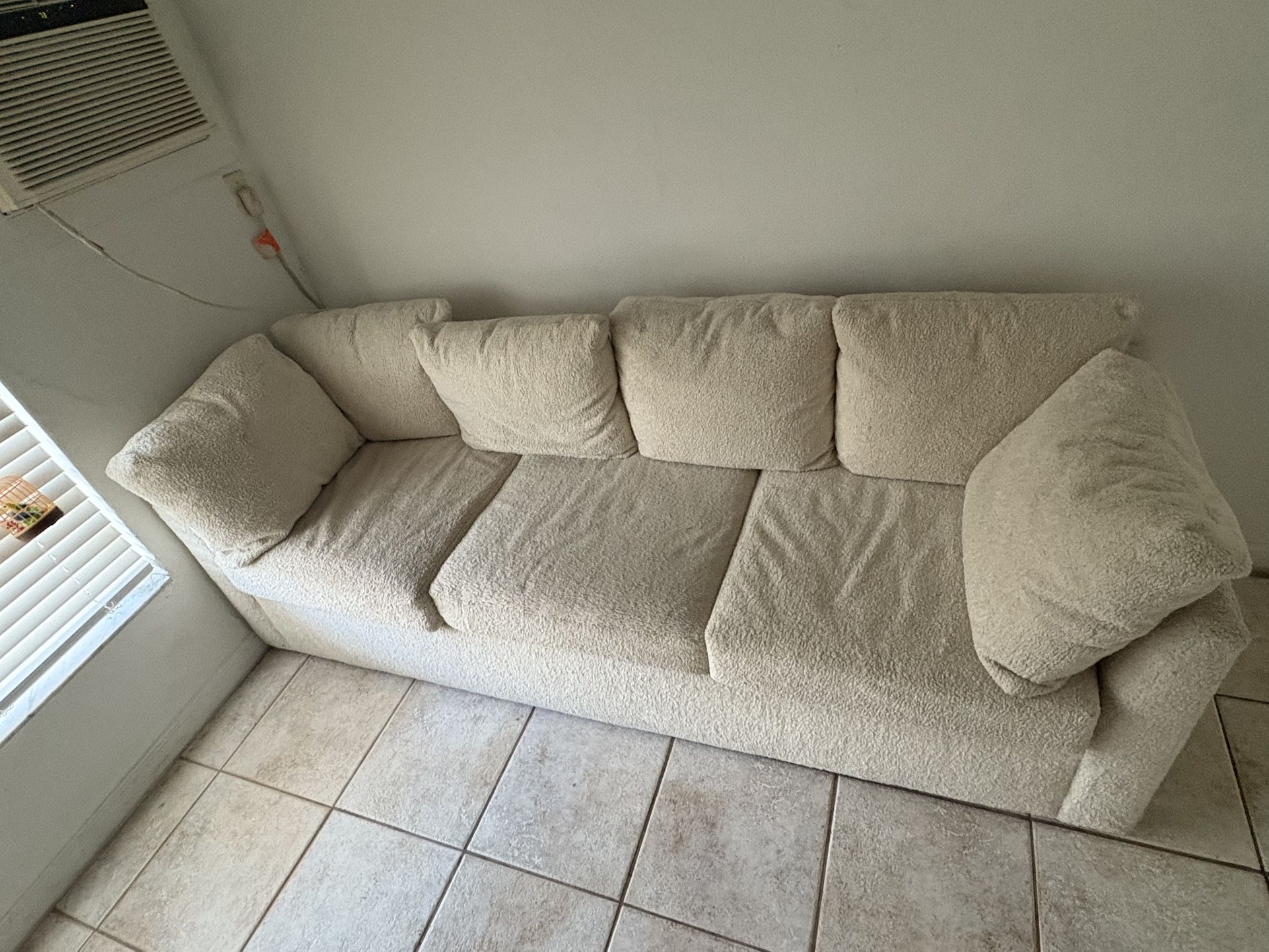 Couch/sofa