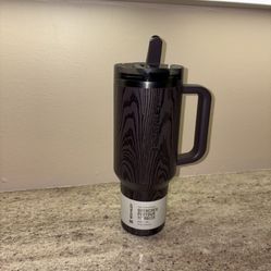 Stanley Wood Grain 40 Oz Flip Straw Cup 