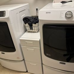 Maytag Washer&gas Dryer
