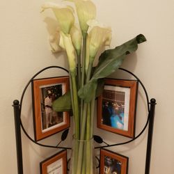 beautiful flowers look real