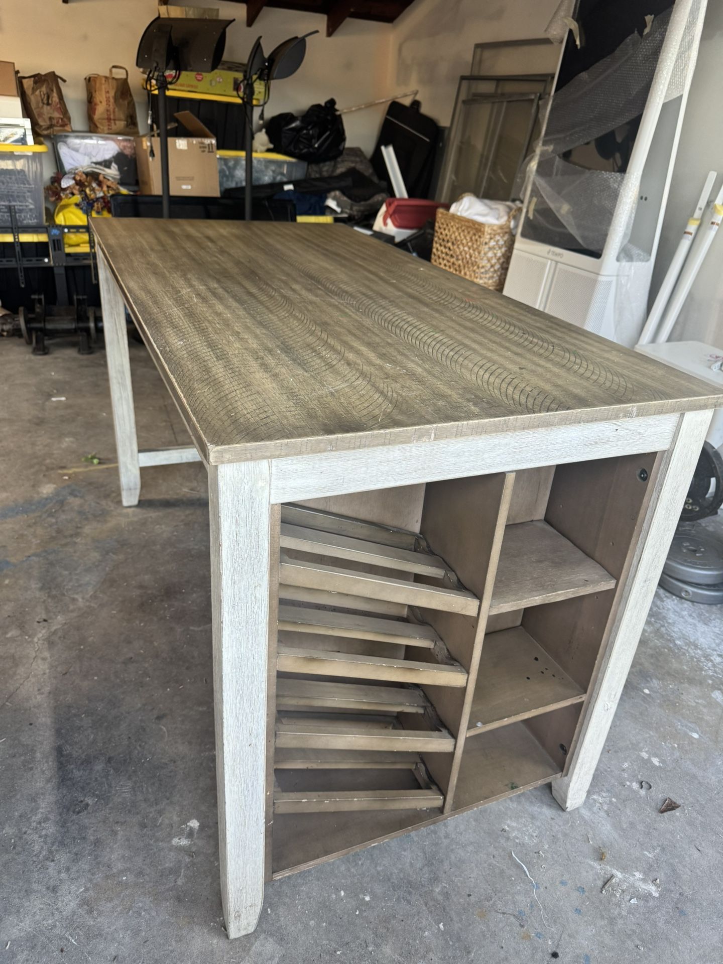 Dinning Table