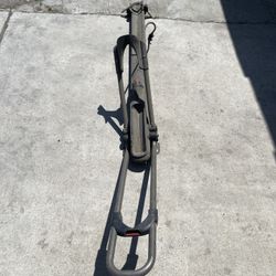Yakima front loader upright bike mount