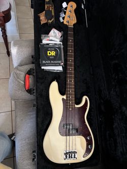 fender precision Bass 2016